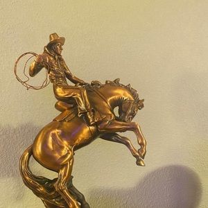 Meet your Posher, Dekeisha